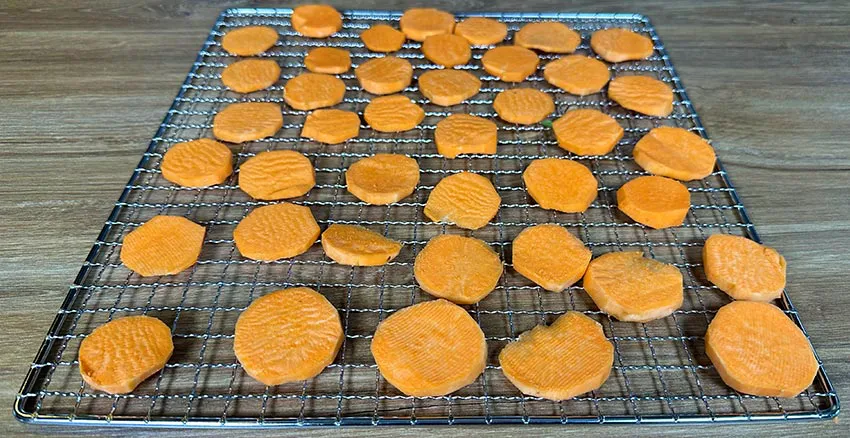 Zoete aardappelen drogen