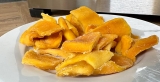 Mango drogen in voedseldroger